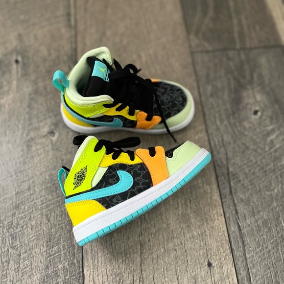 Nike Other - EUC Baby Nike Jordans